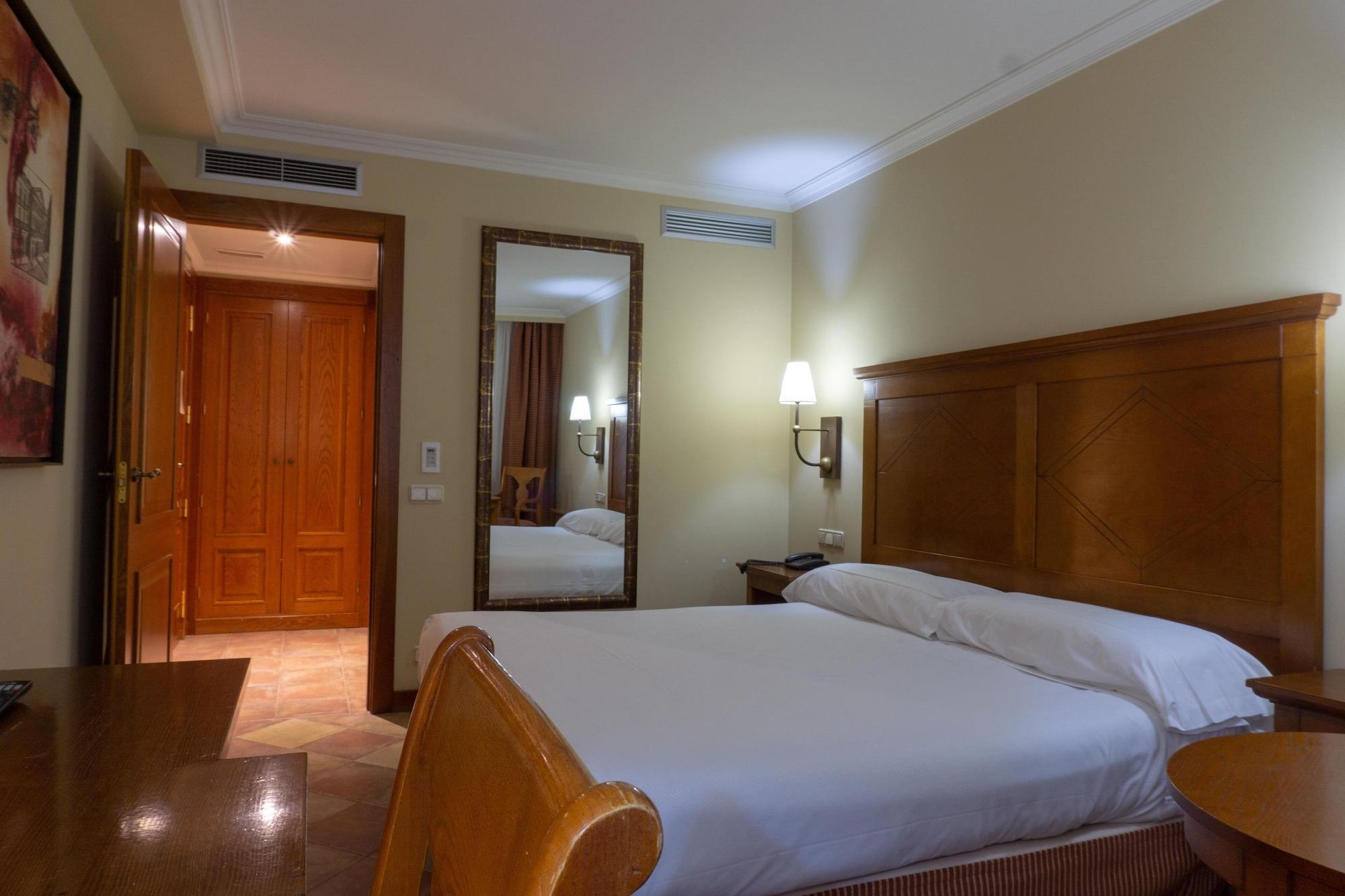 Hotel Pamplona فييافا المظهر الخارجي الصورة