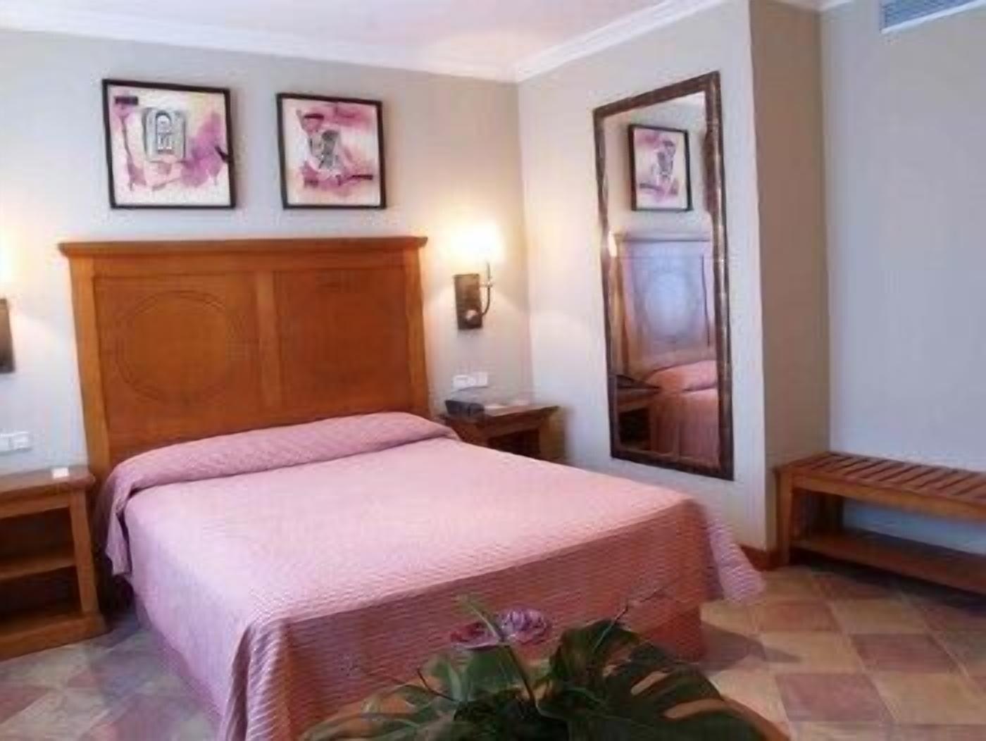 Hotel Pamplona فييافا المظهر الخارجي الصورة